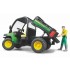 Bruder John Deere Gator juhiga 02490